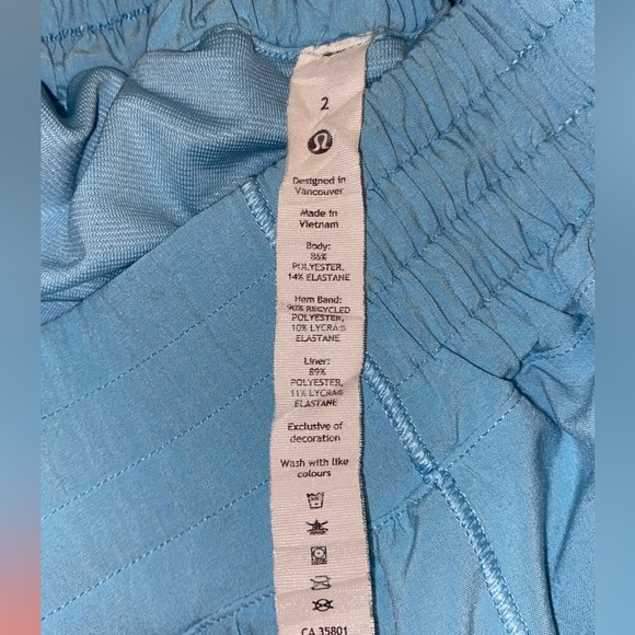 Lululemon shorts - Picture 5 of 6